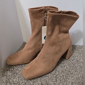 Tan Faux Suede Zip Up Ankle Heeled Boots, Size 10, New With Tags